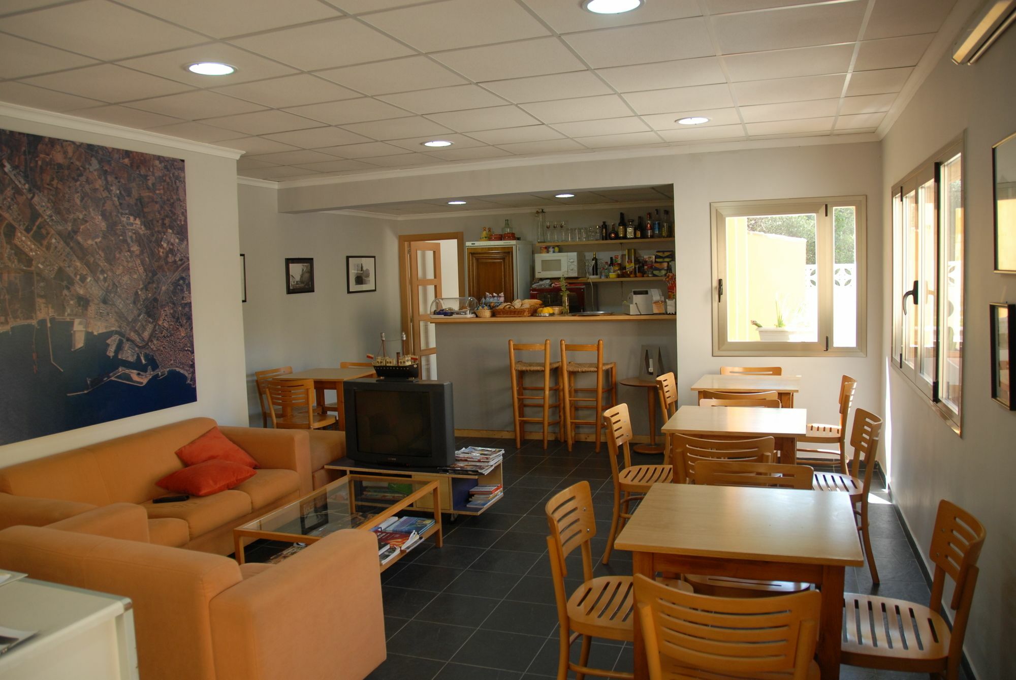 Hostal El Callejon Tarragona Luaran gambar